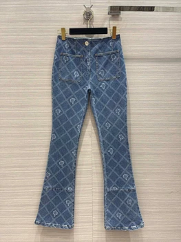Новые джинсы-стрейч с высокой талией и серебристыми пуговицами с логотипом Camellia на цепочке 2023 года