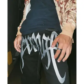 Уличная одежда с вышивкой буквами Прямая труба Мешковатые черные джинсы Мужские универсальные брюки в стиле американского хип-хопа в стиле ретро