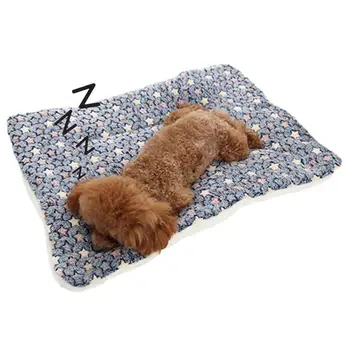 Успокаивающее одеяло для кошек Уютное успокаивающее одеяло для домашних животных Мягкое фланелевое одеяло для домашних животных с милыми отпечатками лап Пушистые кошачьи одеяла для домашних кошек